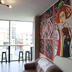 Hostel 90pods & C O Working