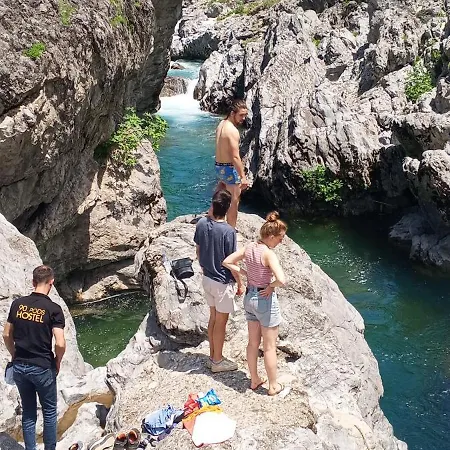 90pods & C O Working Auberge de jeunesse Shkodër