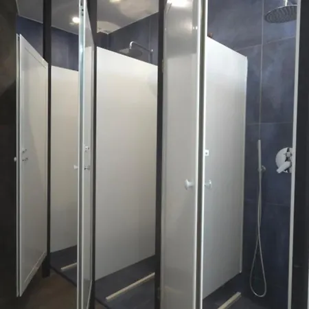 Auberge de jeunesse 90pods & C O Working Shkodër