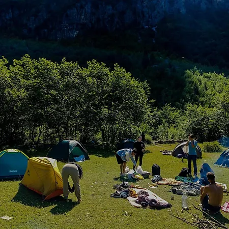 90pods & C O Working * Shkodër