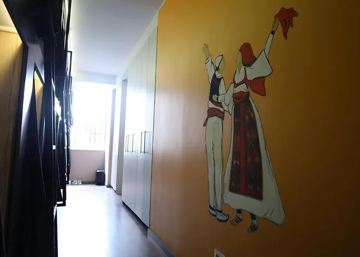 90pods & C O Working * שקודר