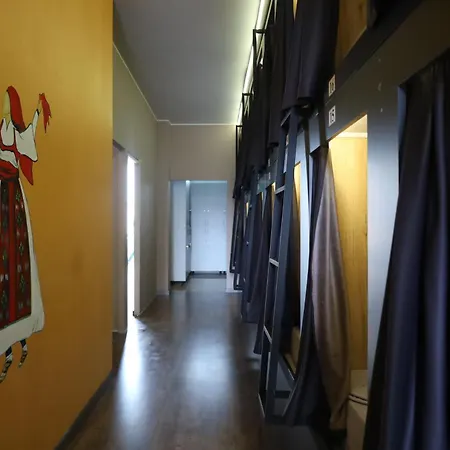 90pods & C O Working Hostel Shkoder