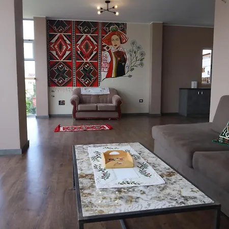 Hostel 90pods & C O Working Shkodër